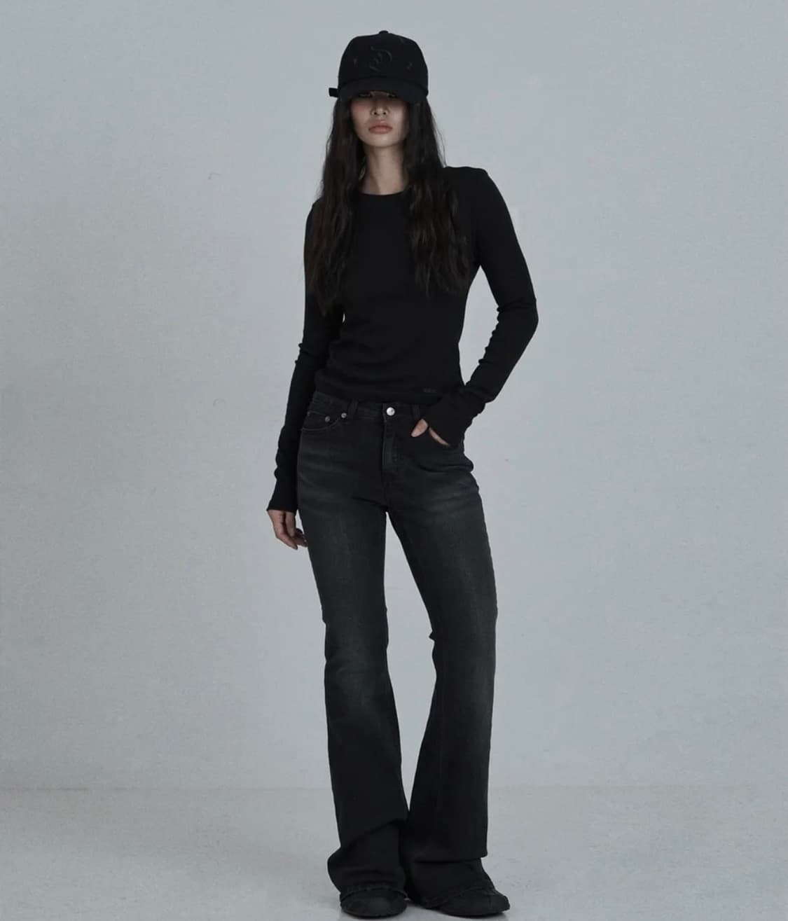 오도어 Vintage raw jean in black 상품이미지1