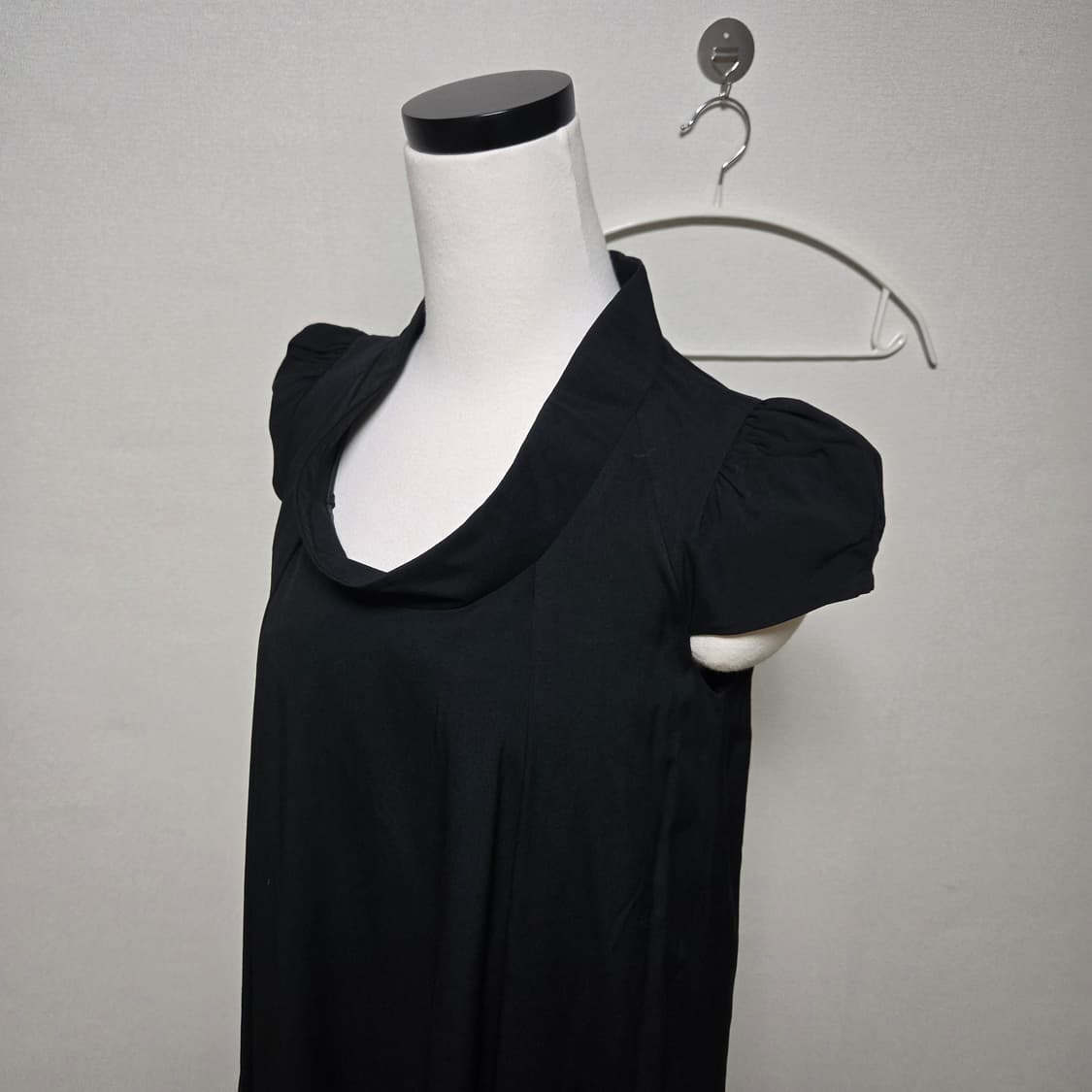 오브제 블랙 퍼프 원피스  상품이미지6