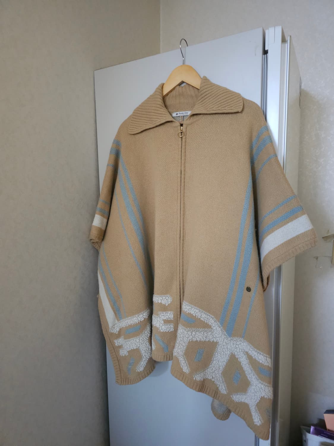 써스데이아일랜드 울니트 판쵸코트 망또 상품이미지1