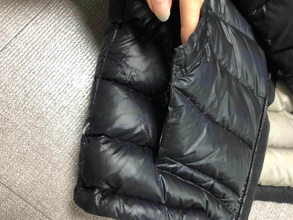 씨피컴퍼니 cp company 패딩 상품이미지2