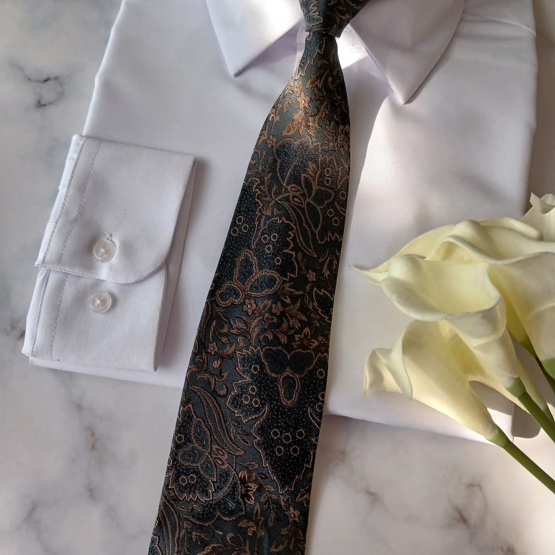 아쿠아스큐텀 실크 플라워 자카드 넥타이 9cm A+~A등급 A18970
 상품이미지6