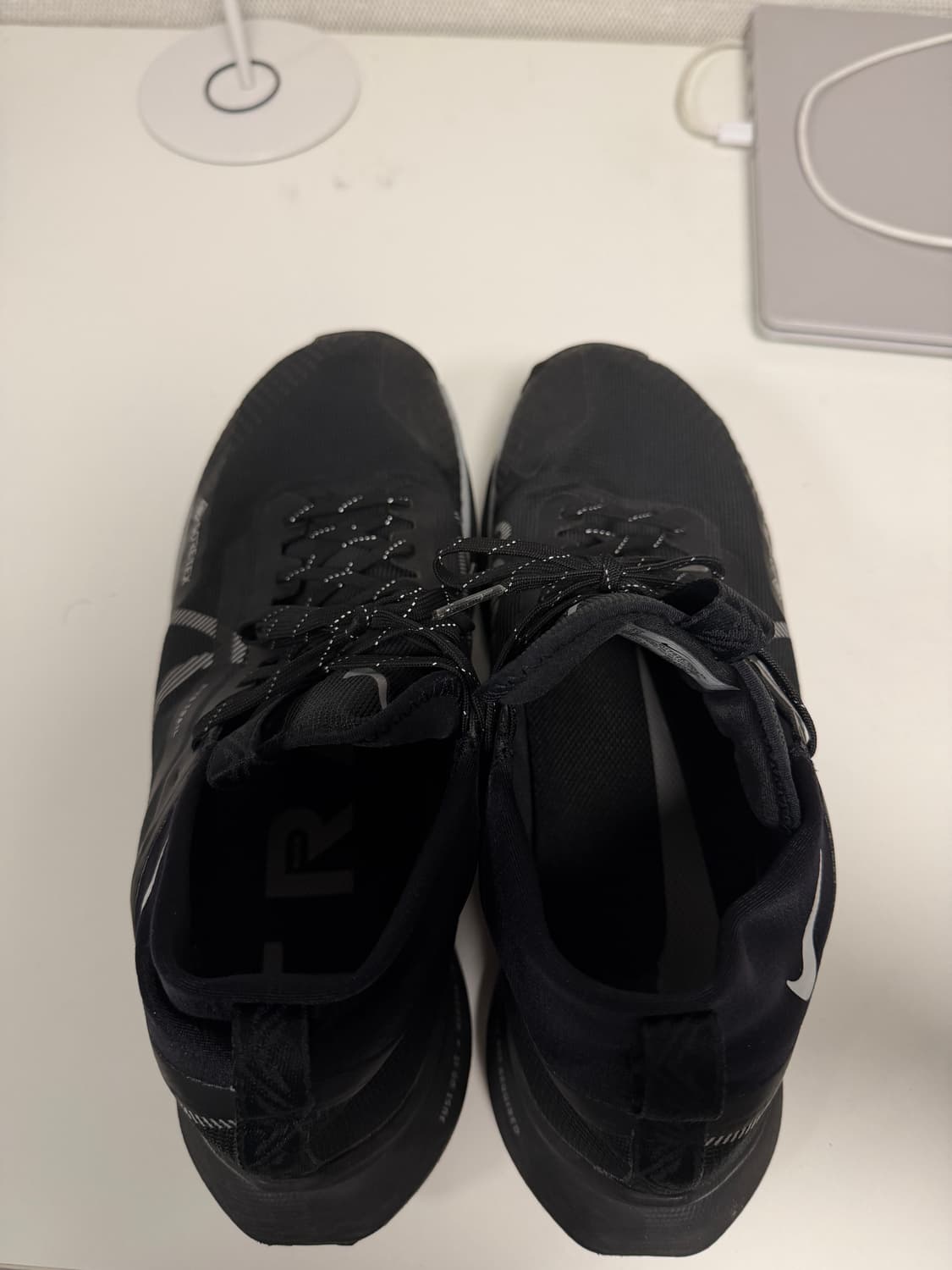 나이키 리액트 페가수스 트레일 4 고어텍스 블랙 울프 그레이 280 상품이미지3