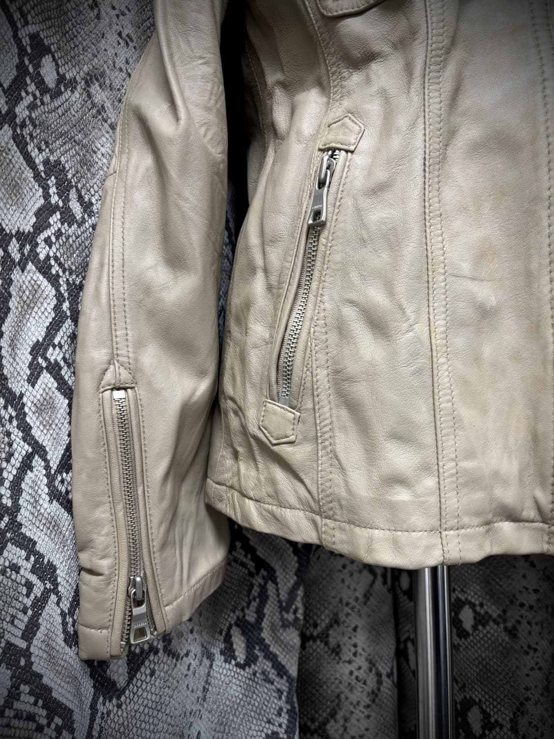  00‘s Drum Dyed Lamb Skin Utility Beige  상품이미지5