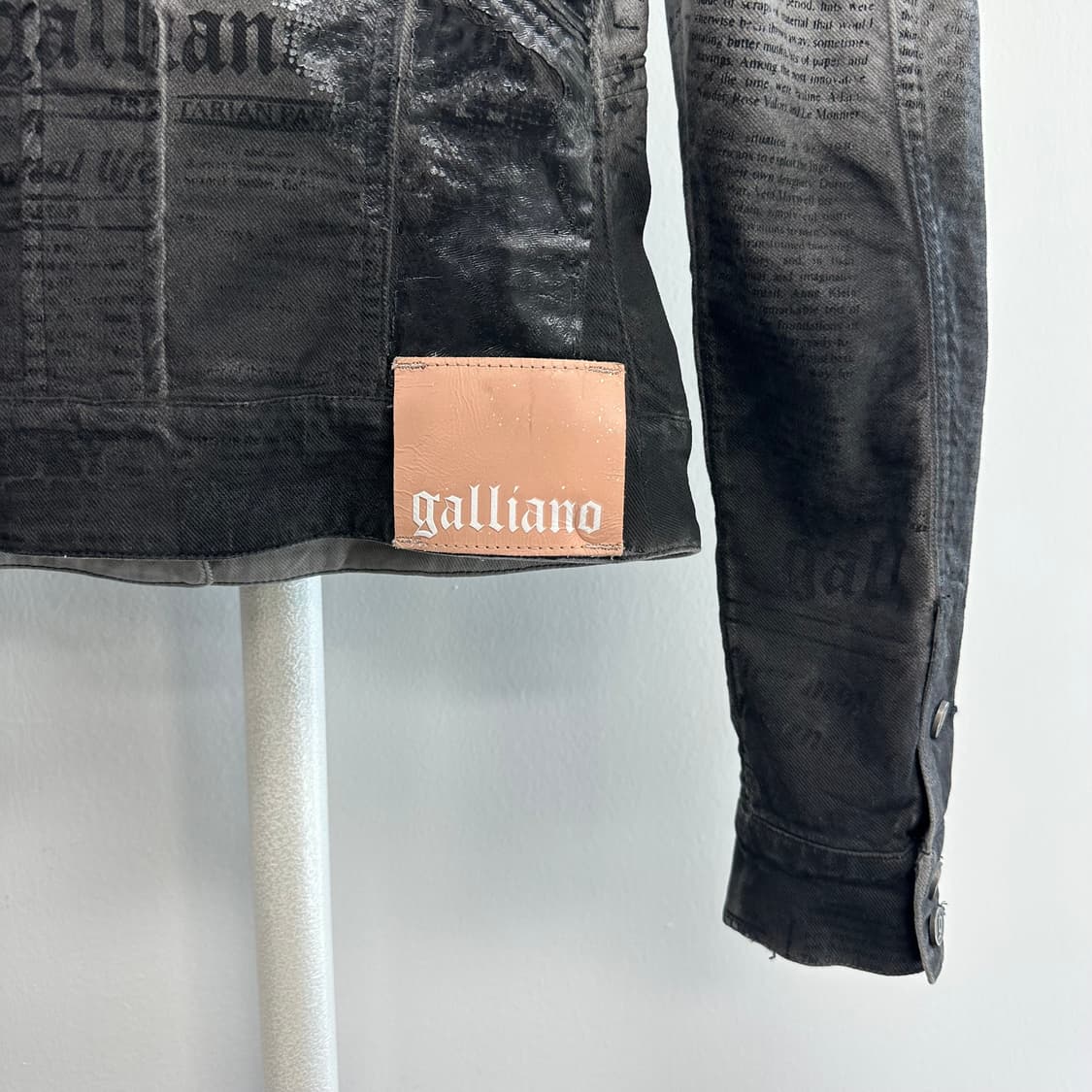 존갈리아노 아카이브 뉴스페이퍼 데님 자켓 상품이미지9