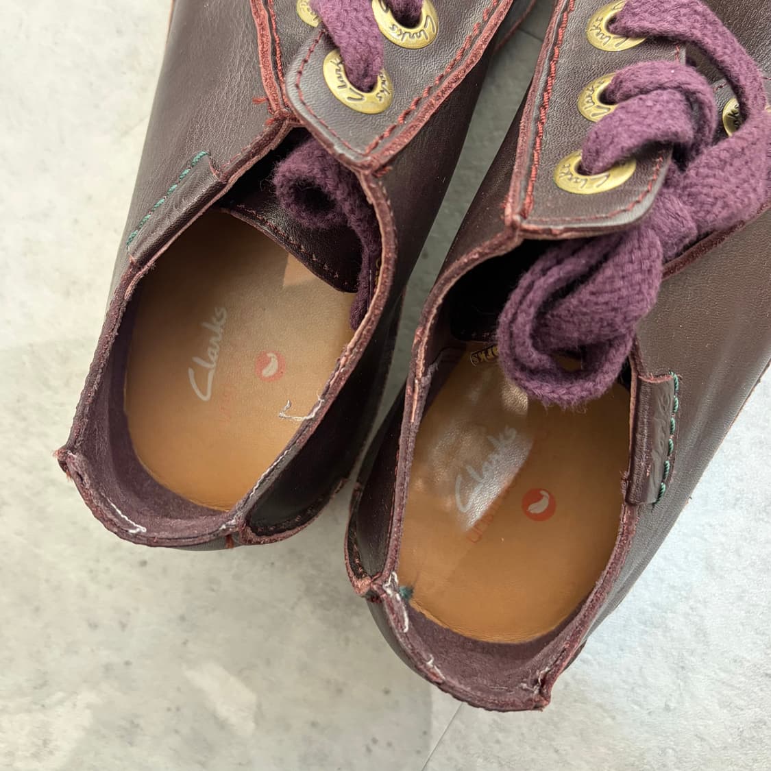 235 Clarks 클락스 컴포트 캐주얼 스니커즈 레더 슈즈 버건디 상품이미지5