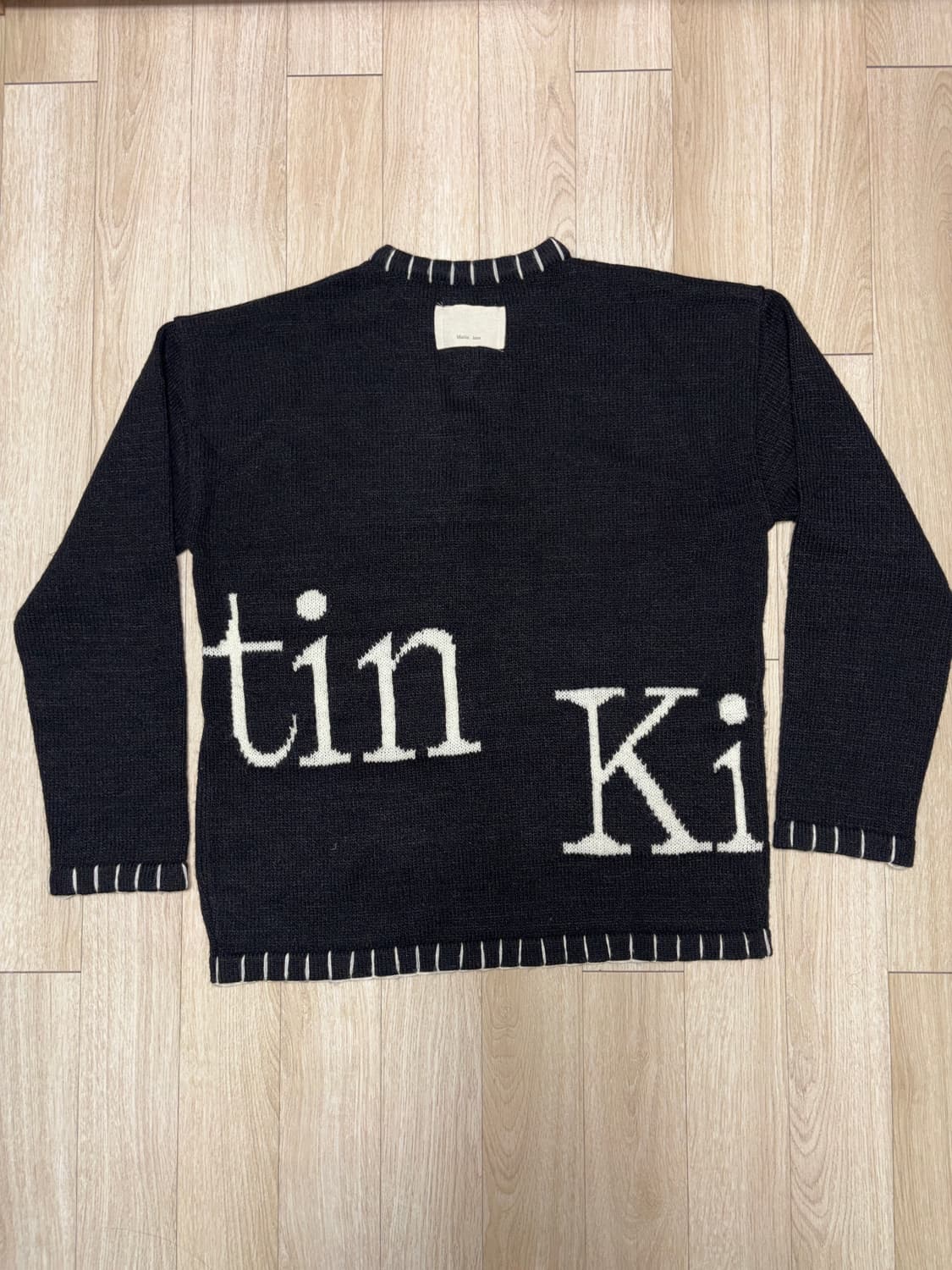 마뗑킴 빅로고 스티치 니트 풀오버 블랙 상품이미지2