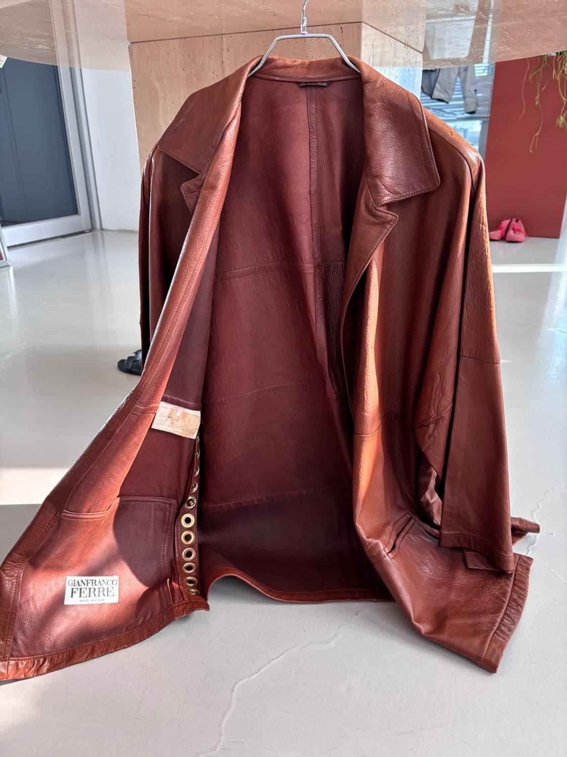 Vintage Gianfranco Ferre Leather Jacket 상품이미지1