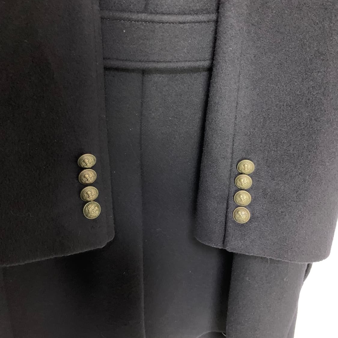 한섬 타임 빈티지 블랙 하이넥 금장 더블 버튼 코트 105 상품이미지4