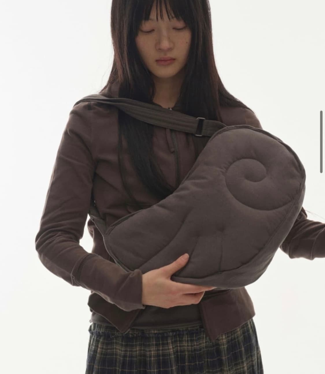 코이세이오 윙백 차콜 상품이미지2