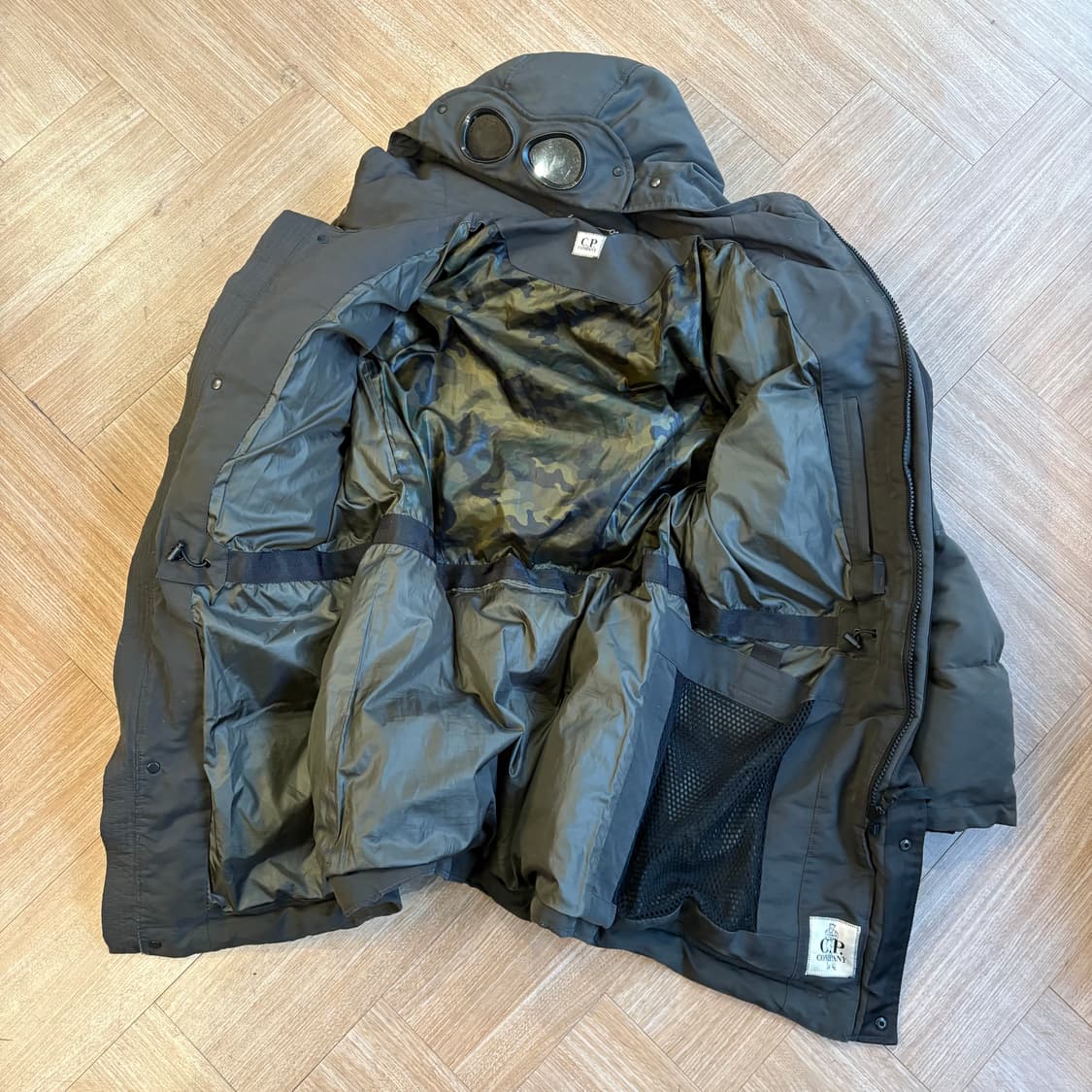 씨피컴퍼니 다비드 렌즈 덕 다운 푸퍼 자켓 상품이미지7