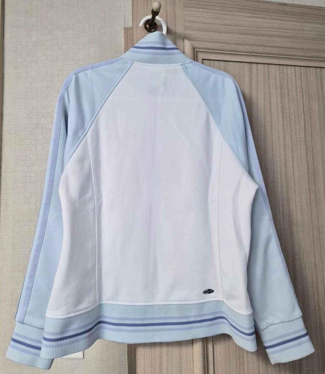 아디다스 하늘 삼선 트랙 져지 상품이미지2