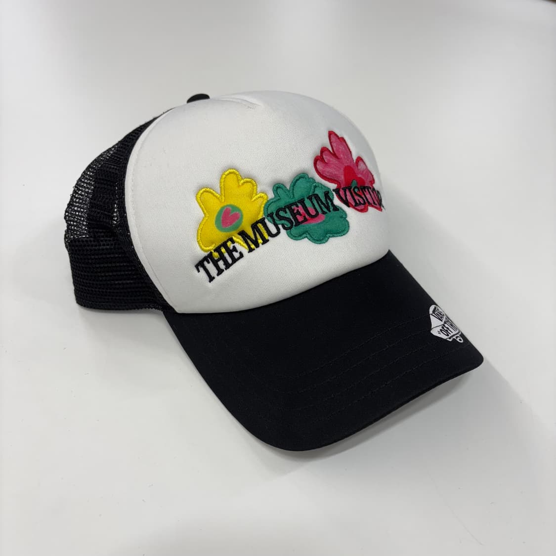 반스 x 더 뮤지엄 비지터 매쉬 트러커 햇 상품이미지2