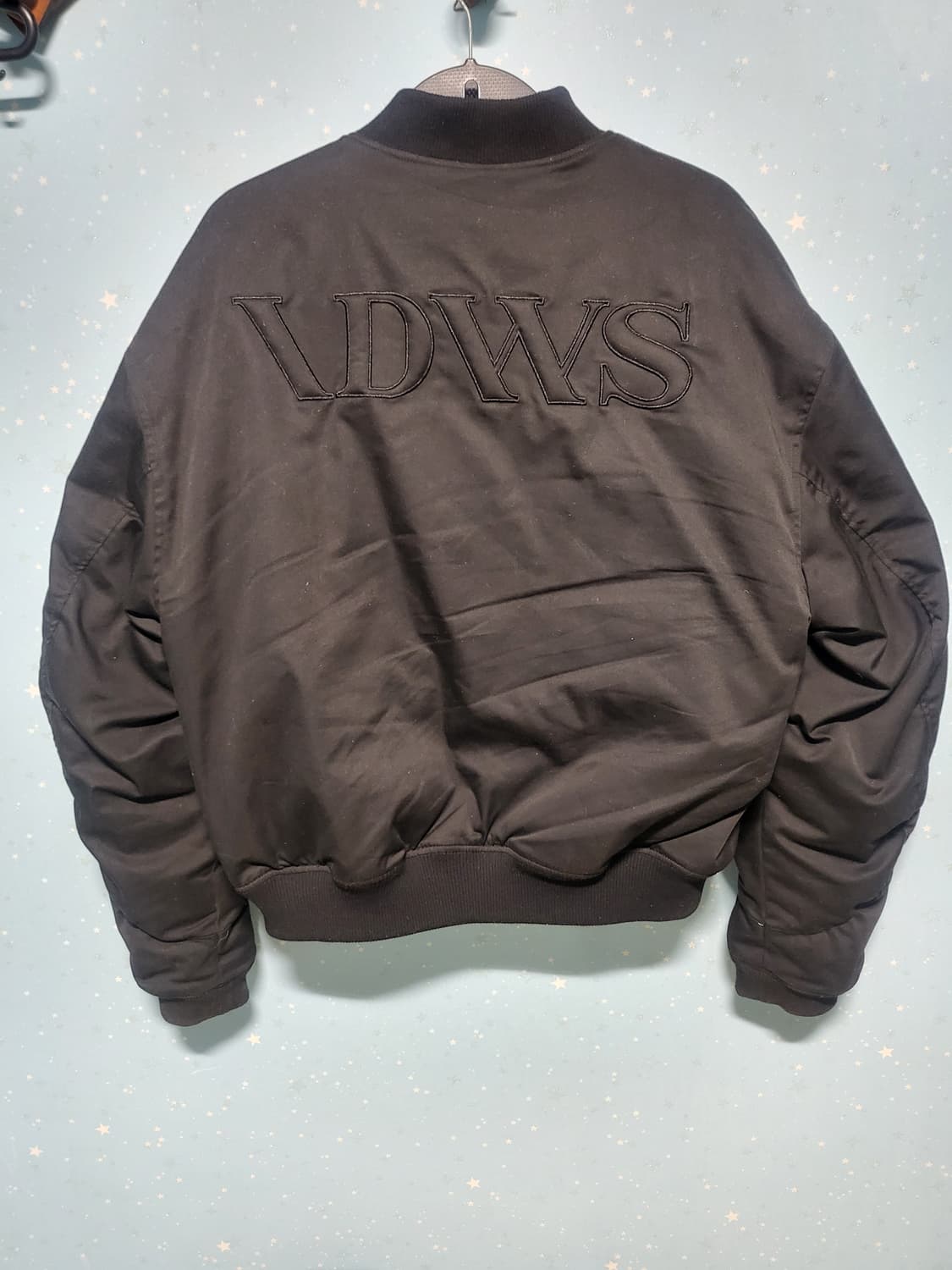 아이돈워너셀 Circle Shirring Logo Ma-1 Black 상품이미지9