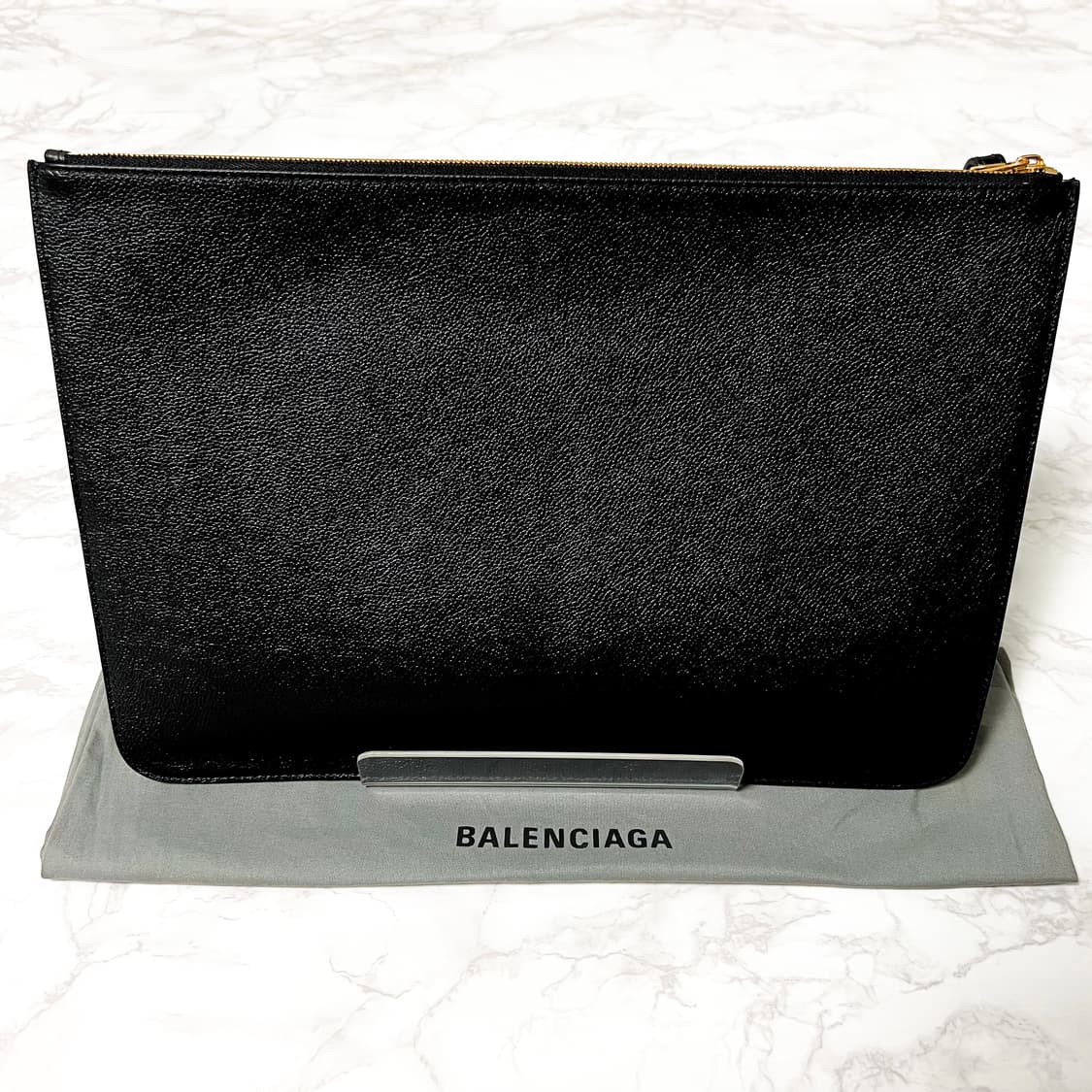 발렌시아가 로고 스트랩 클러치 상품이미지2