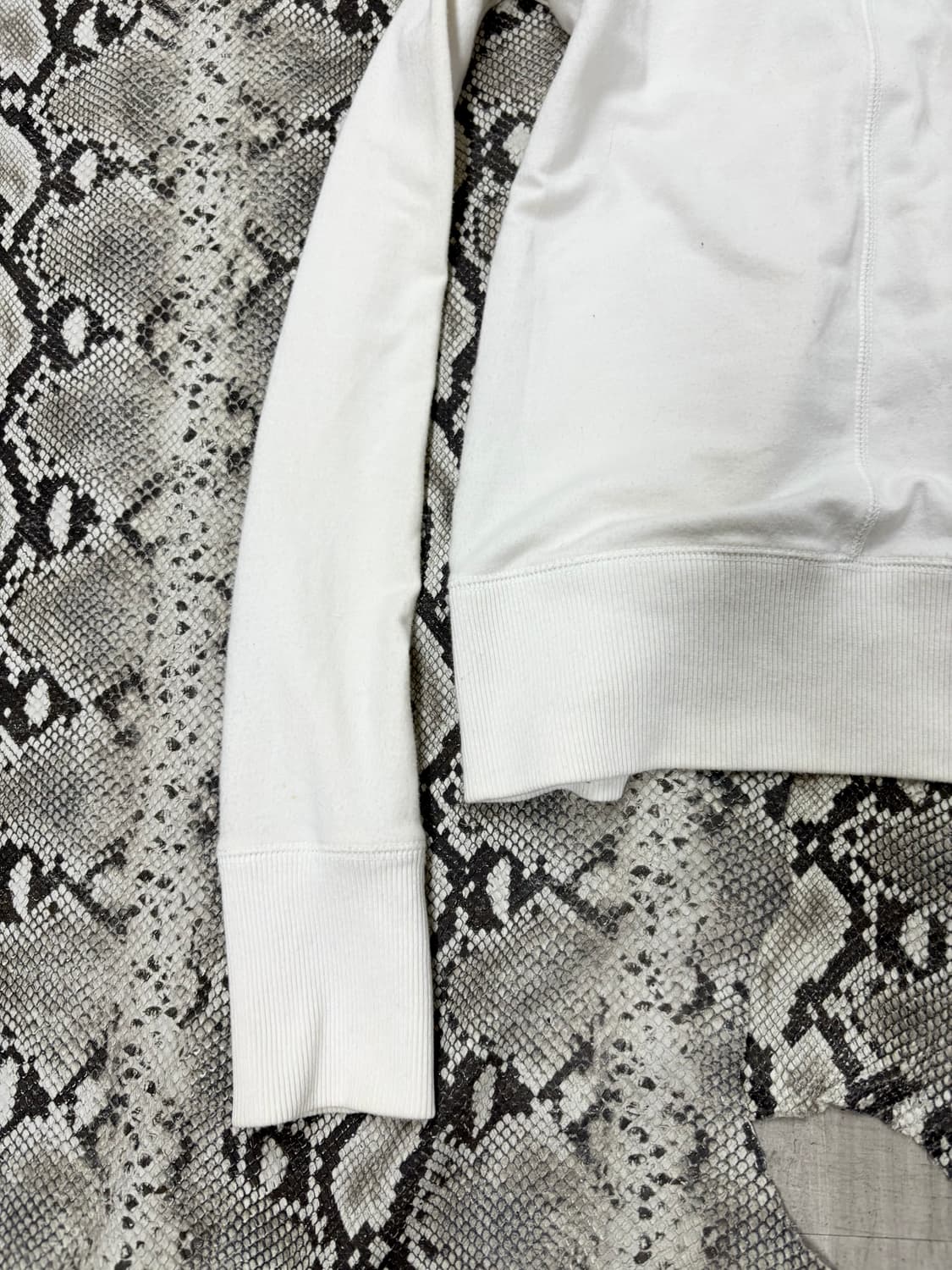 “Abercrombie&Fitch” Y2K Mood White Slim  상품이미지8