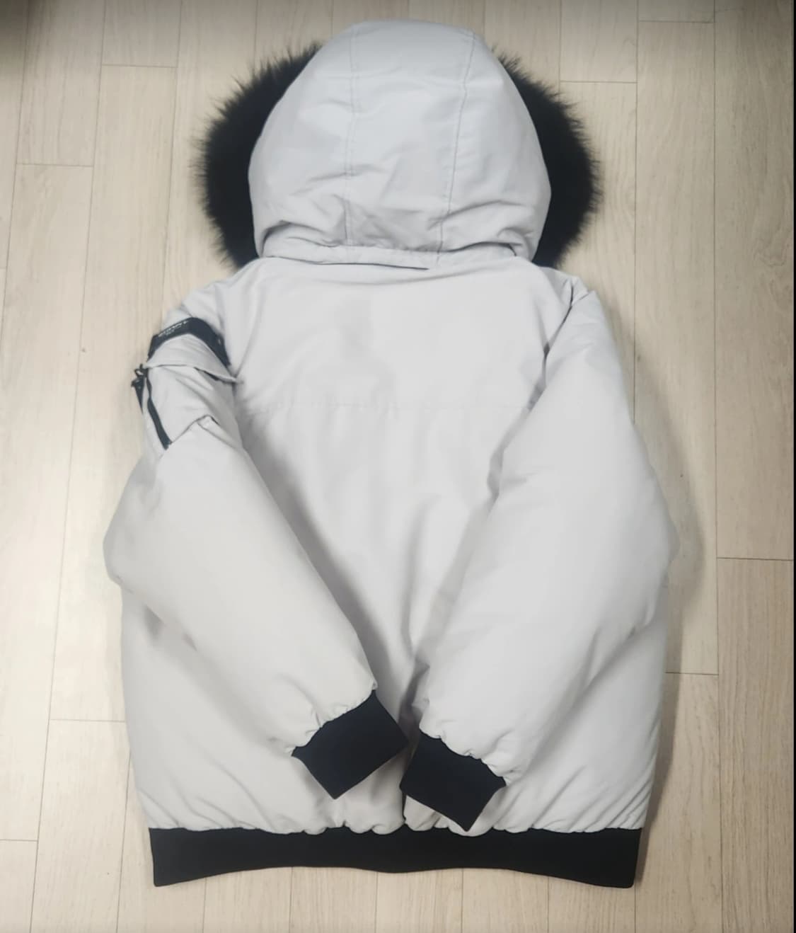 다이나핏 스노우 레오 봄버 다운 패딩 XL 22SS 상품이미지2