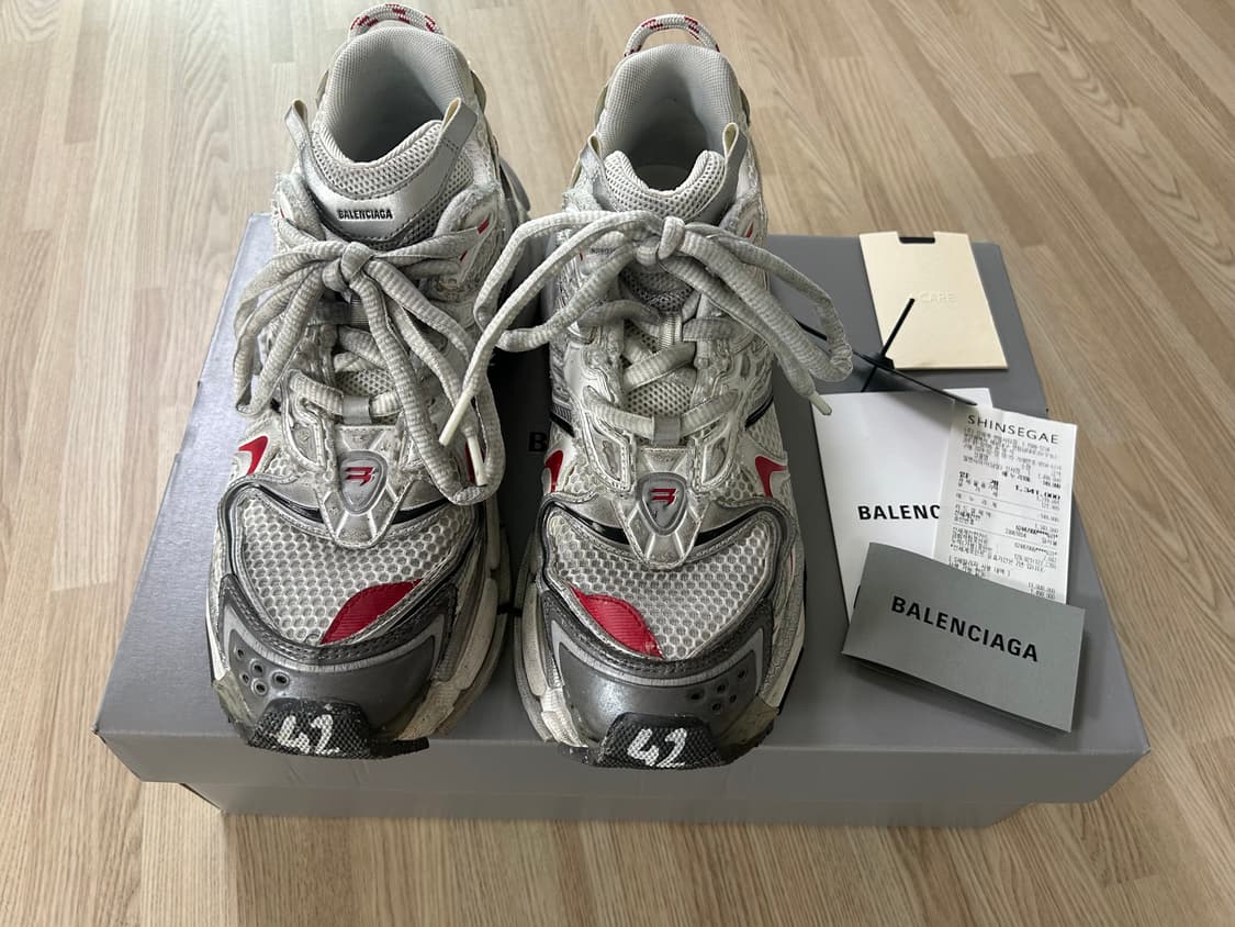 [42] 발렌시아가 러너 2.0 스니커즈 화이트 그레이 레드 상품이미지1