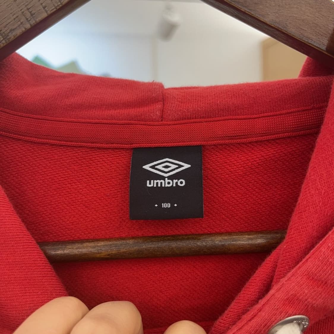 엄브로 캐주얼 빅로고 후드티 100 C06968 상품이미지5