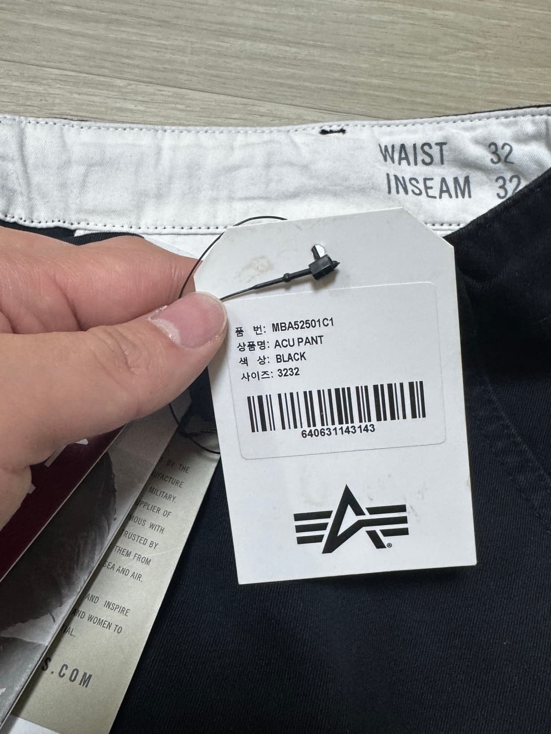 [32x32] 새상품 알파인더스트리 ACU 블랙 카고 바지 상품이미지4