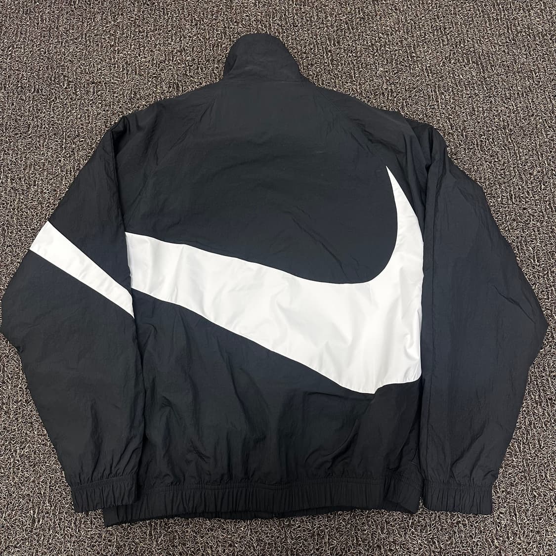 NIKE 나이키 빅스우시 오븐 바람막이 자켓 블랙 M 상품이미지5