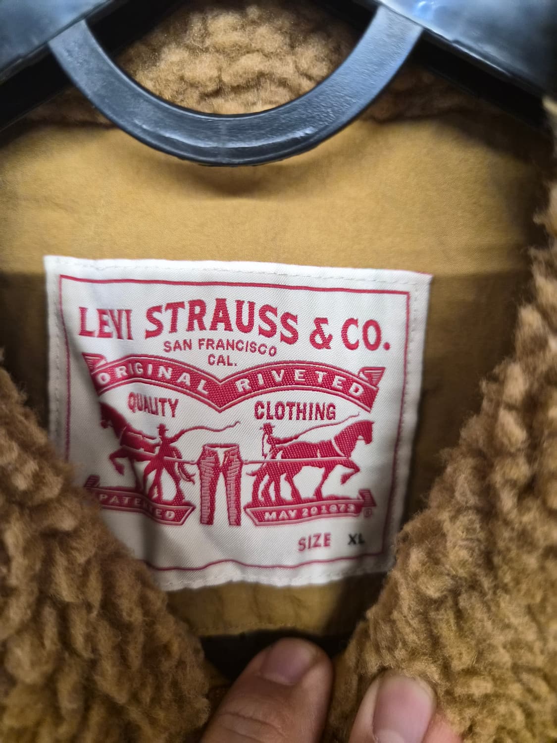 XL) 리바이스 브라운 쉐르파 플리스 자켓 팝니다 상품이미지3