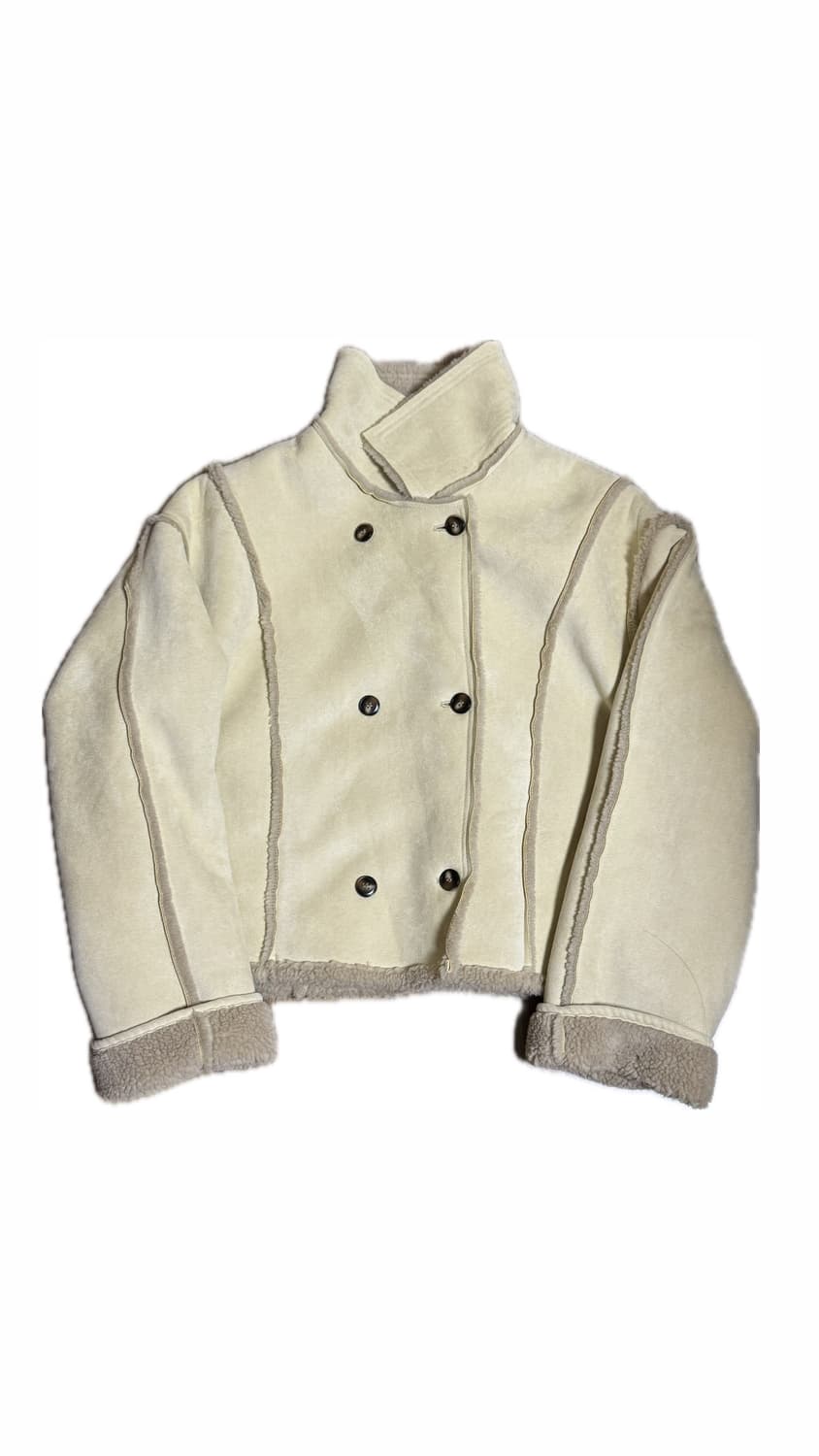 베이지 아이보리 무스탕 릿킴 서울베이스드 어텀 카키포인트 마뗑킴 미스치프 상품이미지2