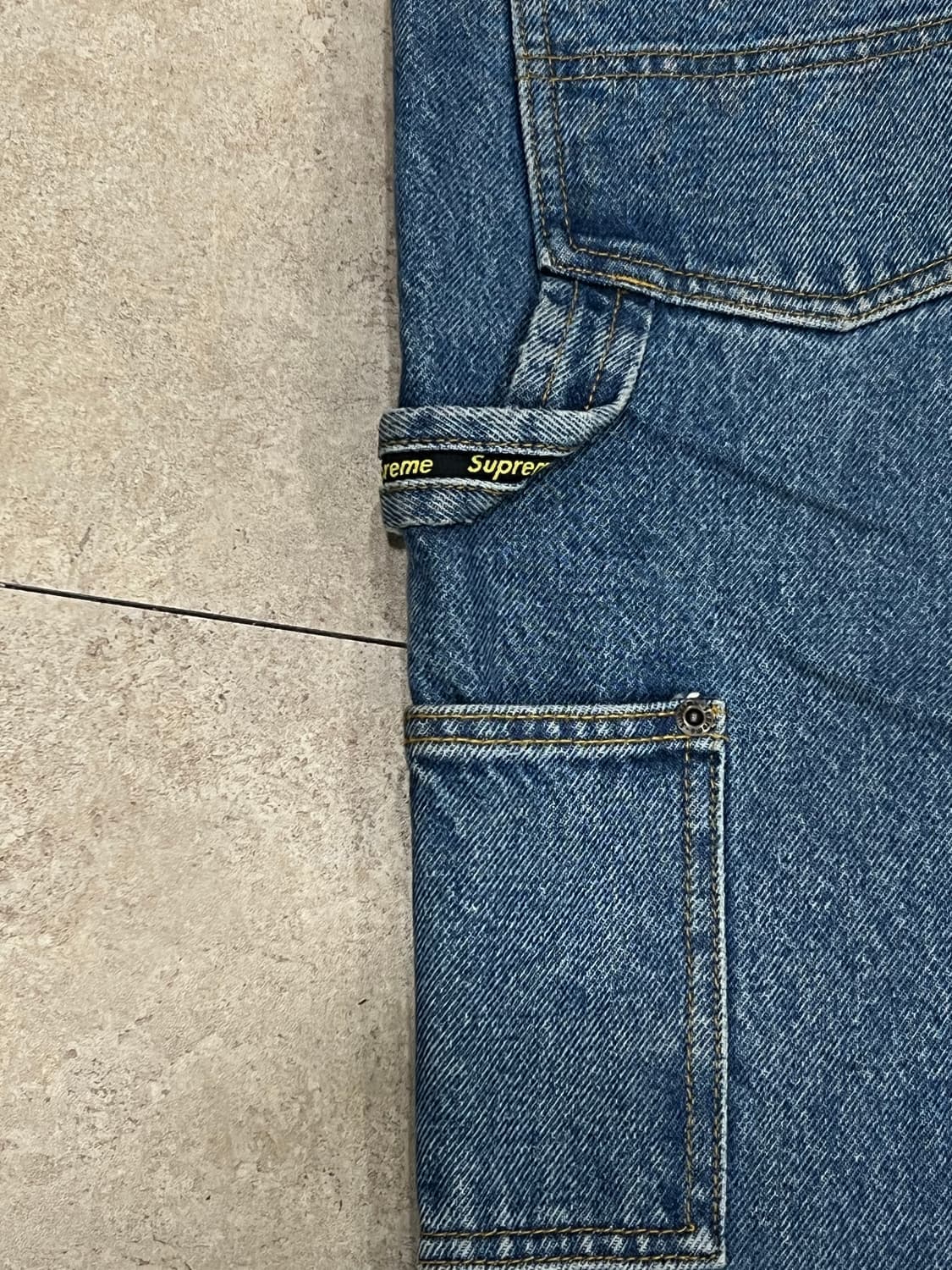 슈프림 더블 니 페인터 팬츠 워시드 인디고 상품이미지8