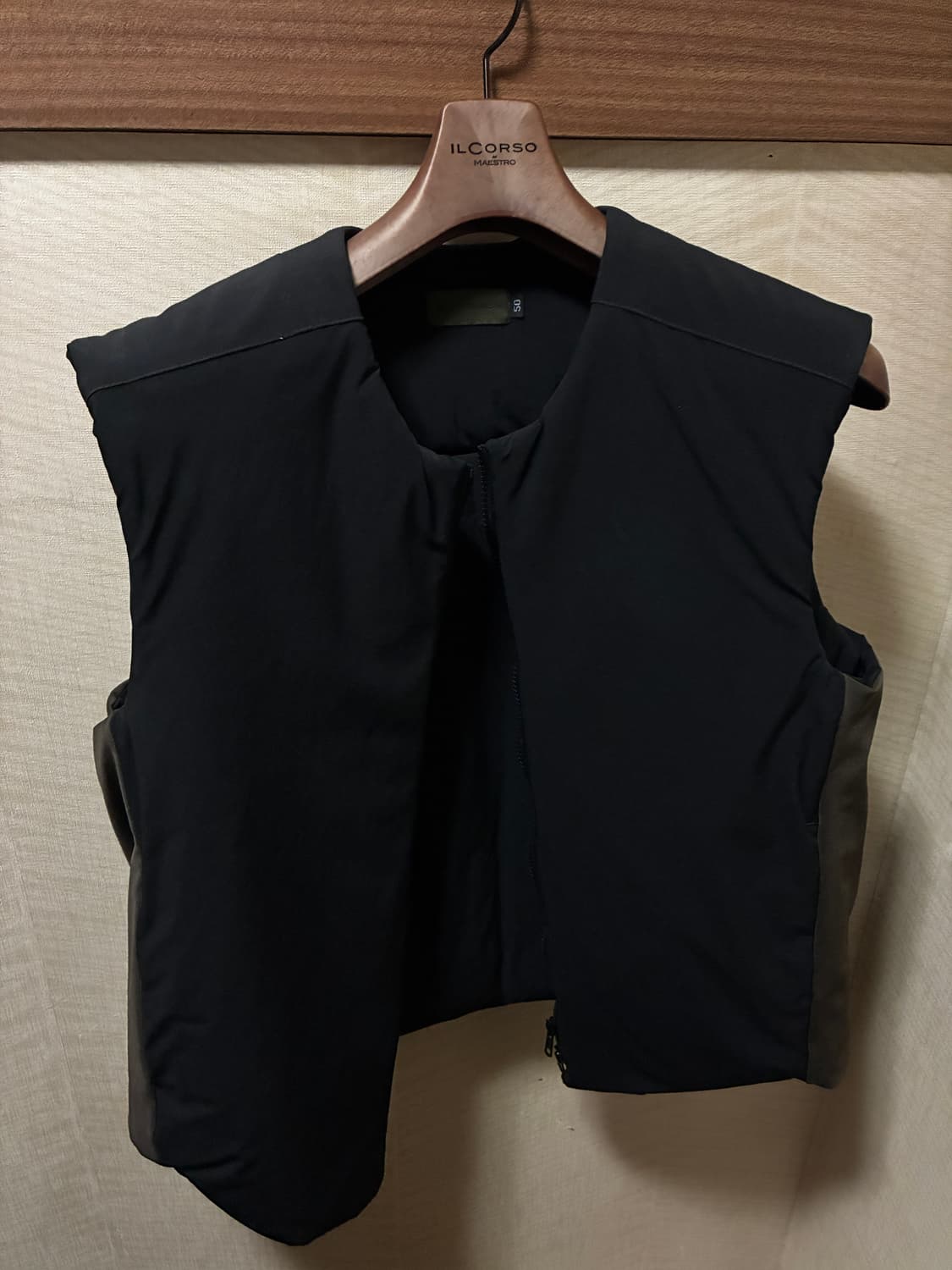 0608wear 패딩 베스트 상품이미지1