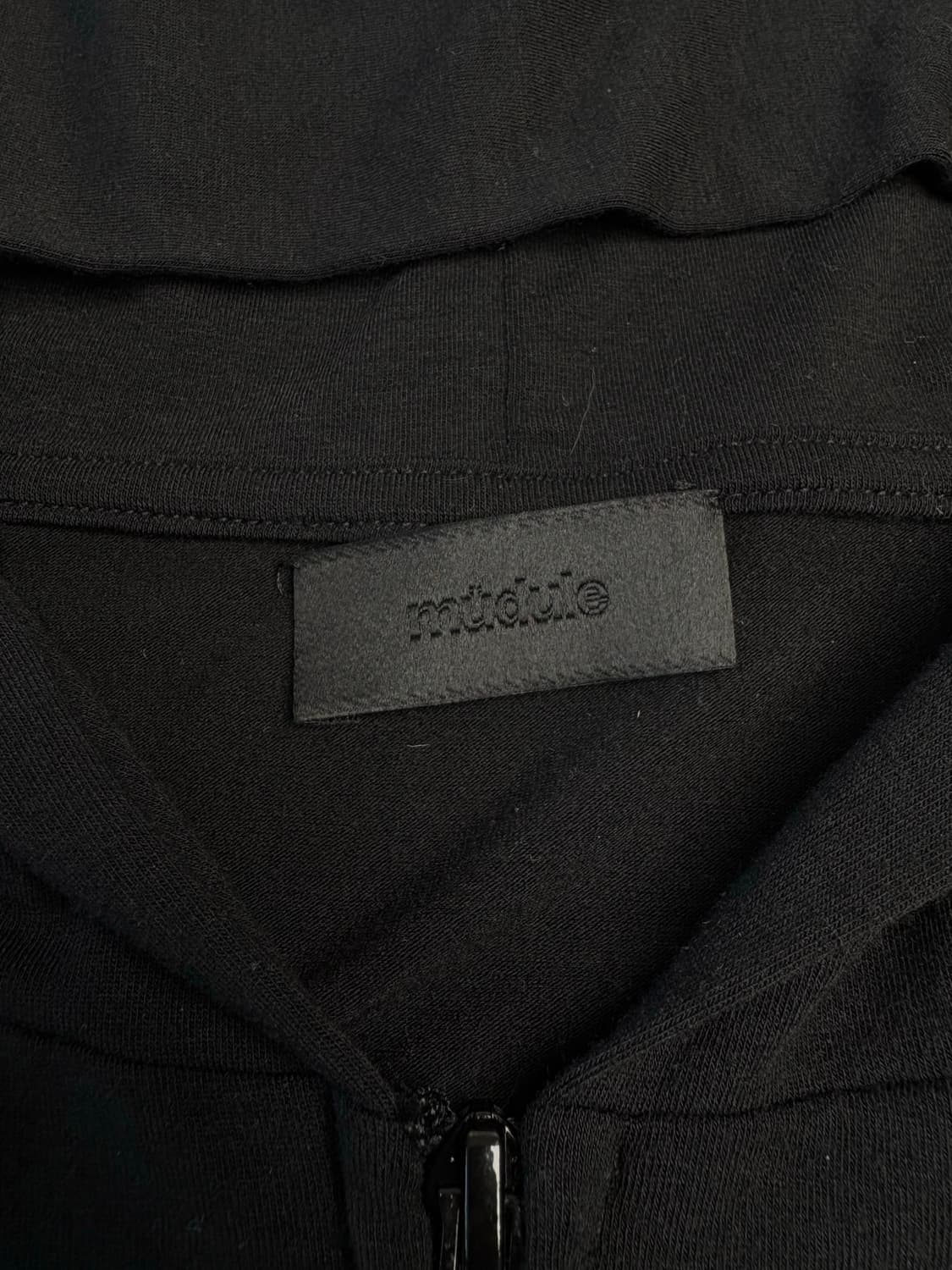 머듈 mudule 라운지 후드 집업 블랙 4사이즈 상품이미지3