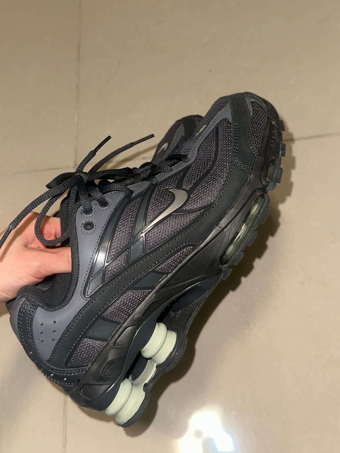 나이키 샥스 라이드 2 아이언 그레이 앤 앤트러사이트 상품이미지5