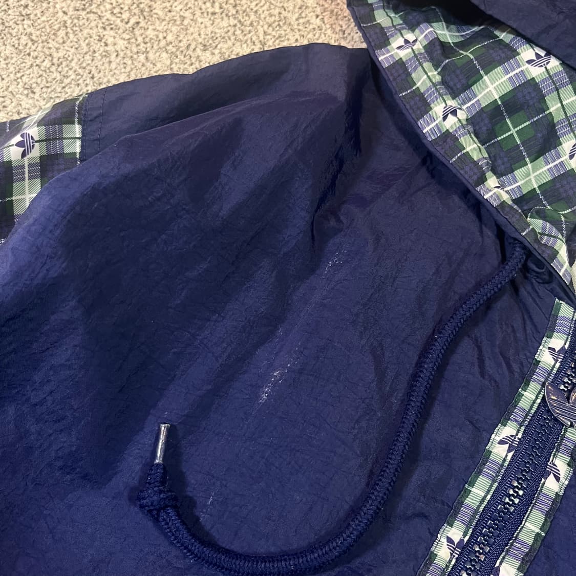 아디다스 올드스쿨 빅로고 체크 윈드 아노락 상품이미지7