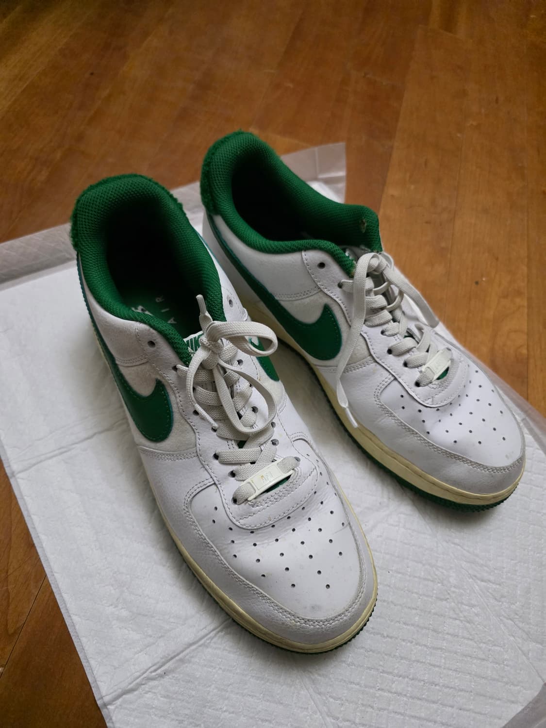 나이키 에어포스1 흰/녹 280mm 상품이미지3