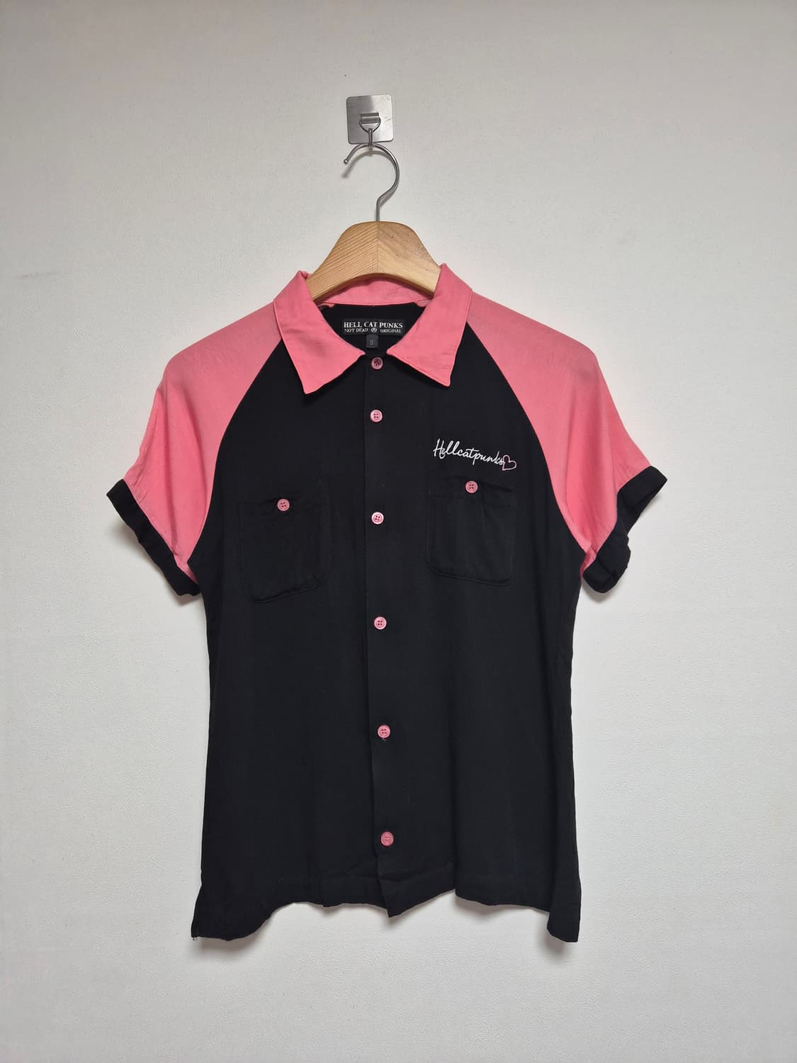 헬켓펑크 일본빈티지 백로고 펑키 카라티셔츠 S - T141 상품이미지1