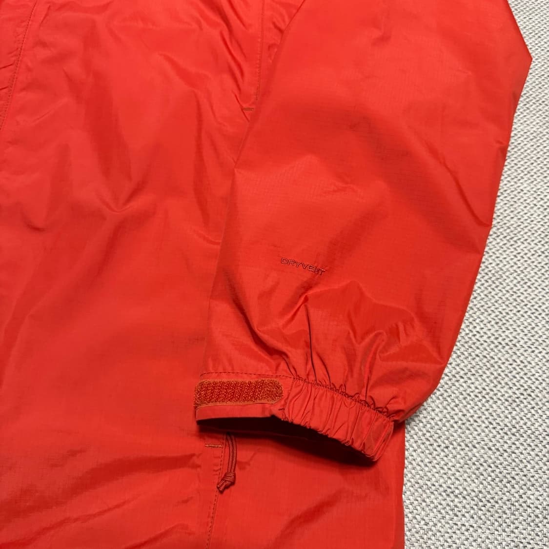 노스페이스 드라이벤트 바람막이 자켓 상품이미지2