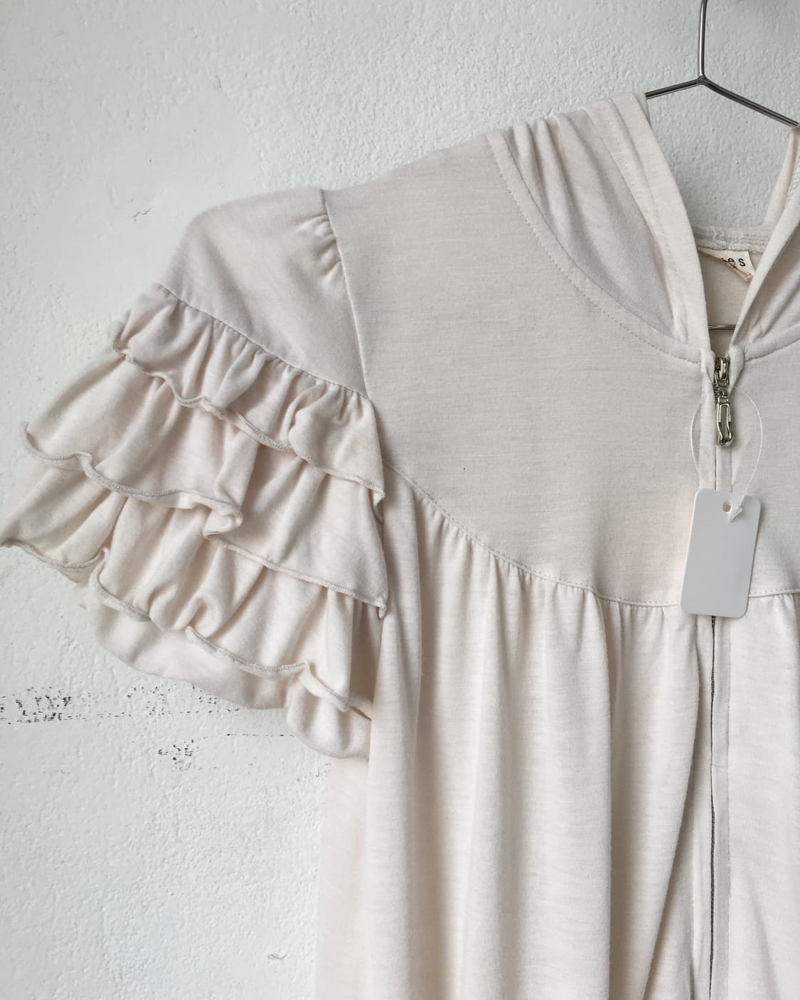 Frill point hood zip up 상품이미지5