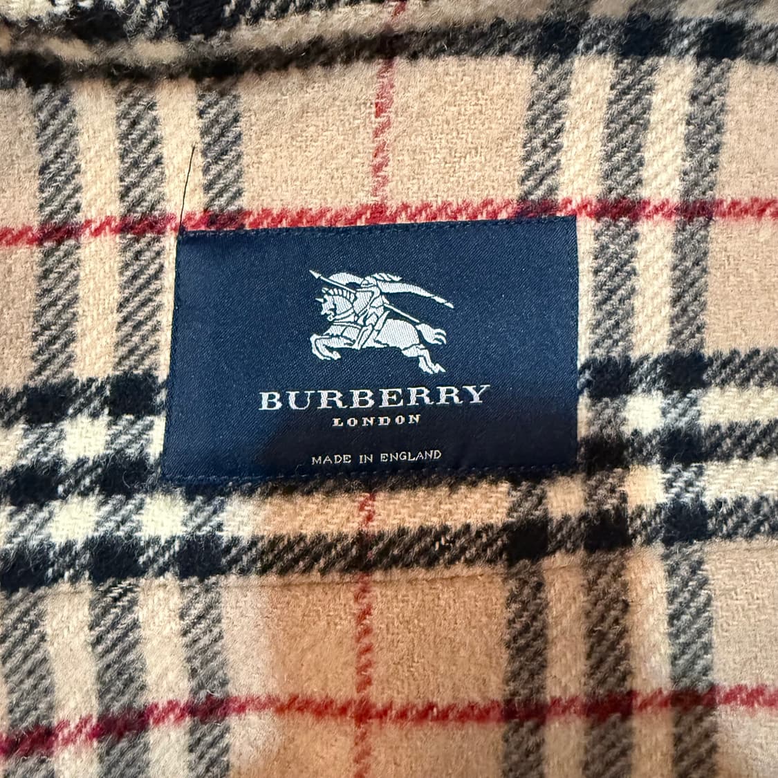 버버리 베이지 떡볶이코트 상품이미지4