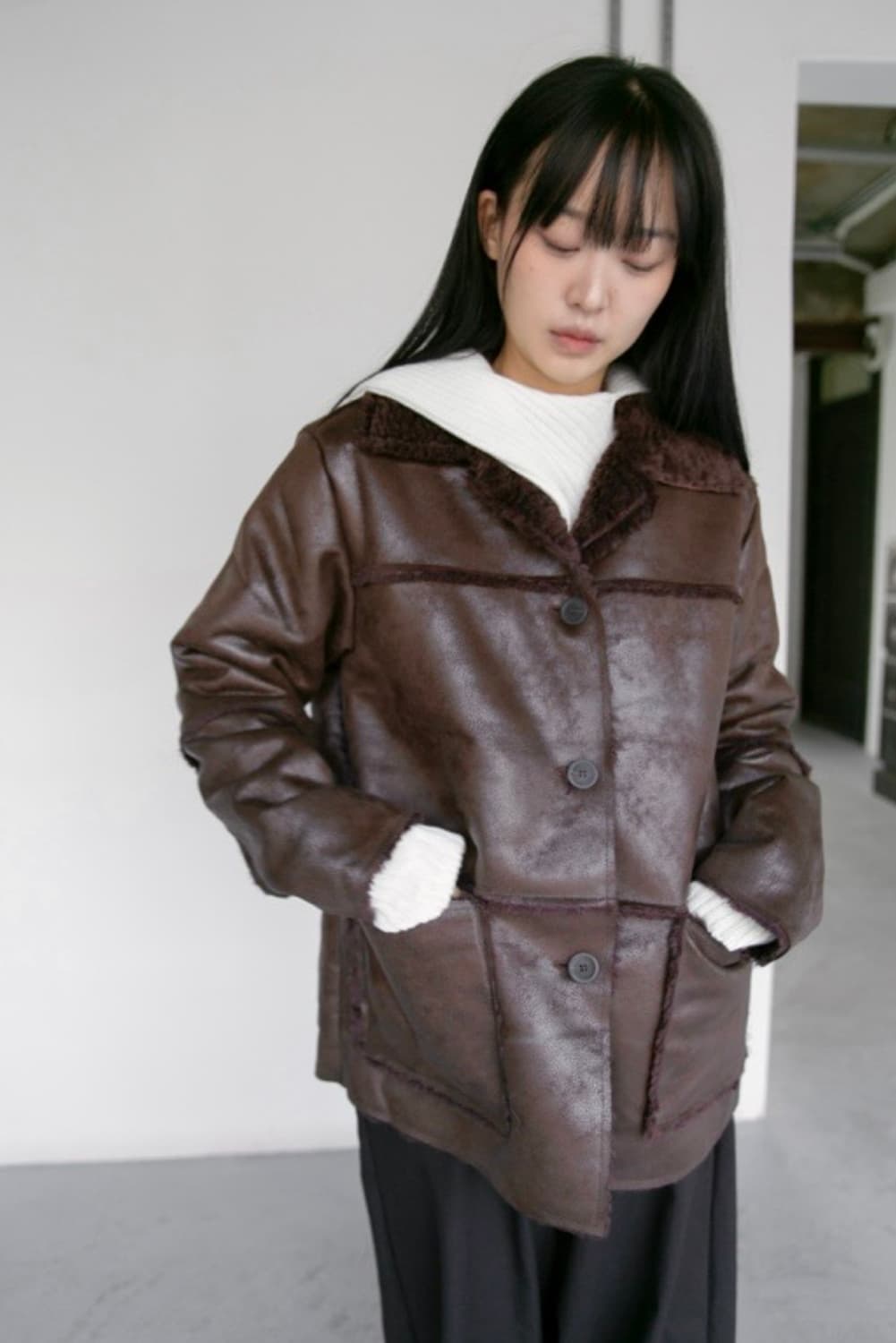 무스탕 하프 코트 상품이미지3