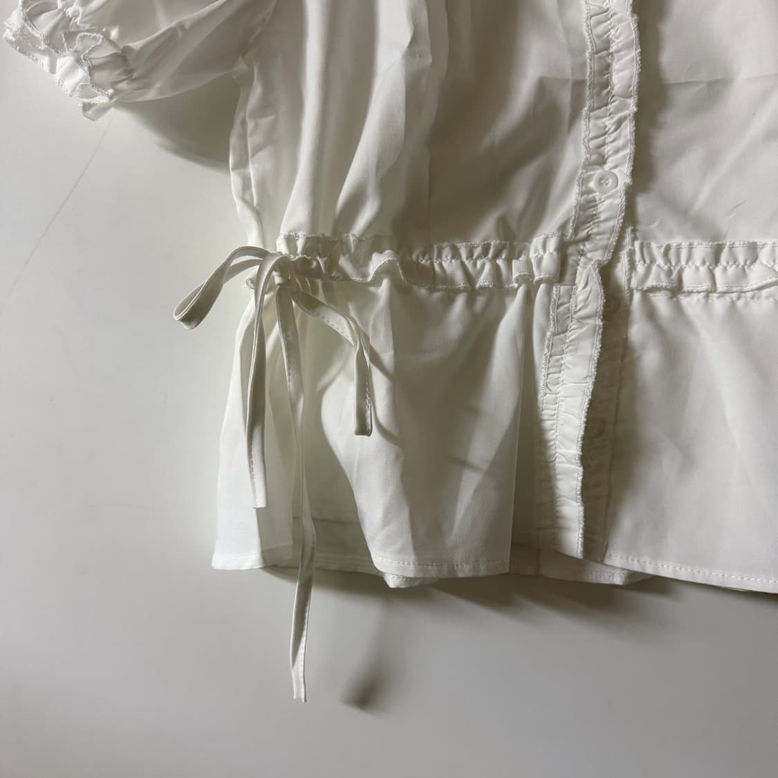 새상품 여자 프릴 남방 상품이미지3