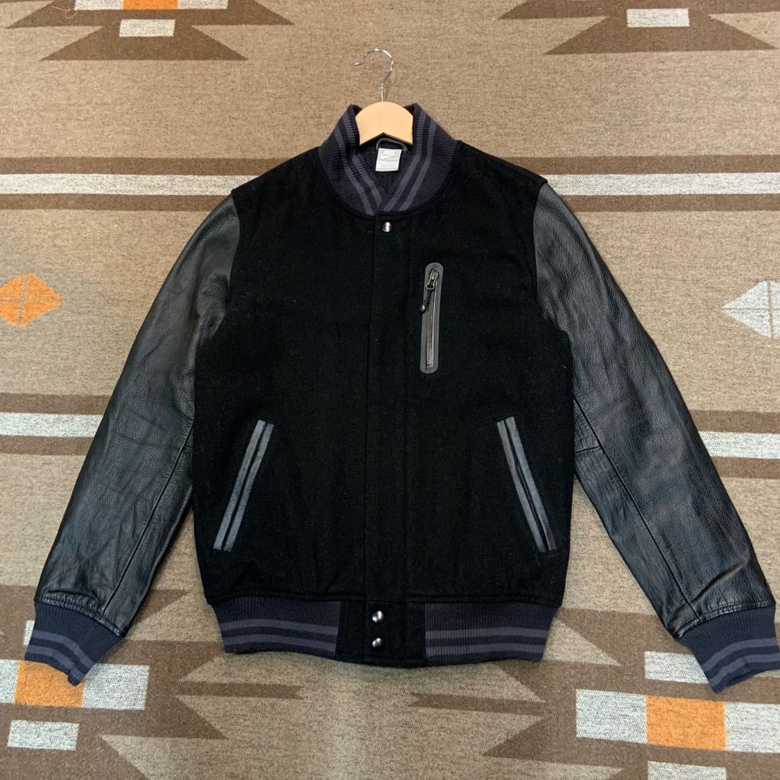 나이키 디스트로이어 소가죽 바시티 자켓 M 상품이미지1