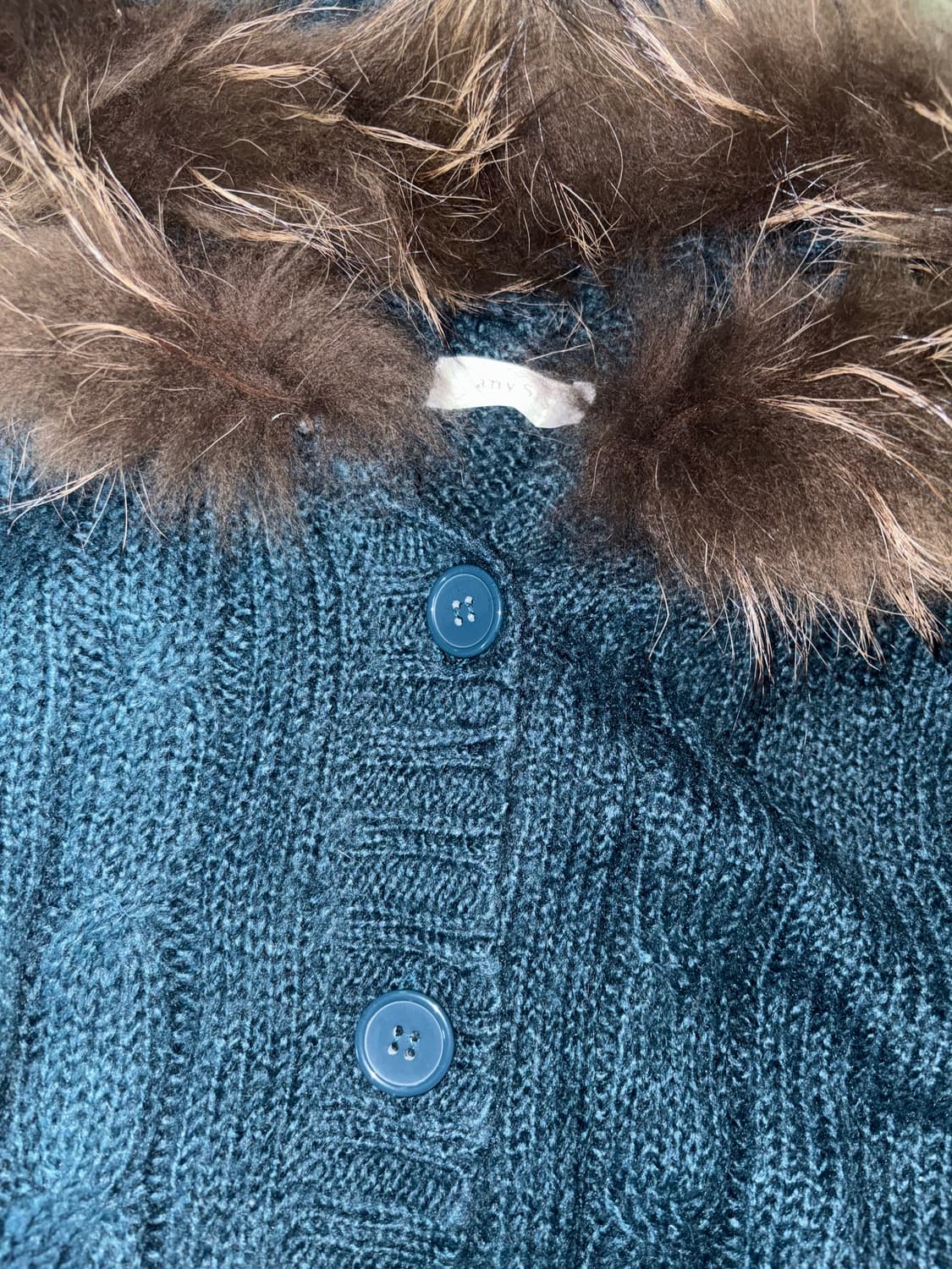 케이블 니트 퍼 후드 가디건 상품이미지2