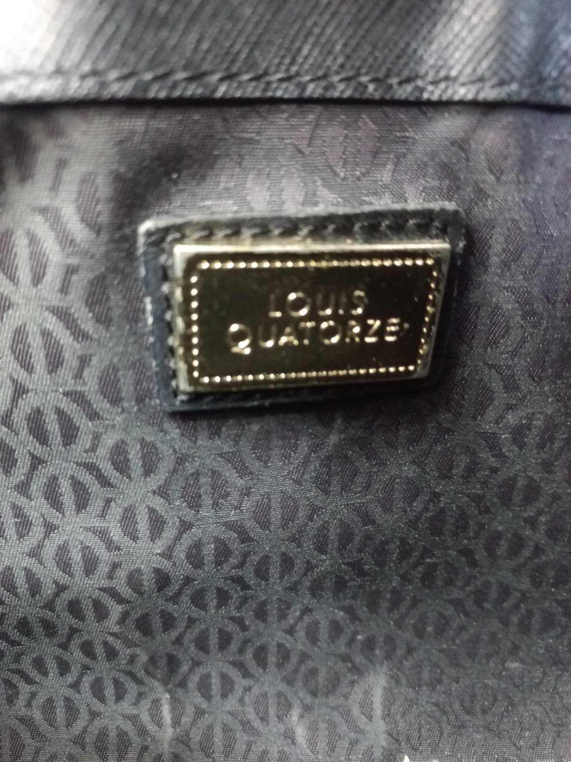 루이까또즈 블랙 체인 크로스백 상품이미지2