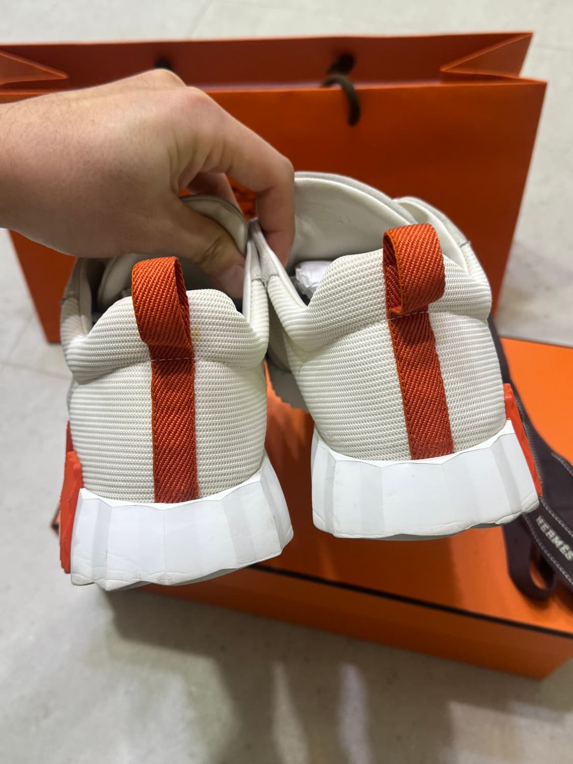 [41] 에르메스 바운싱 스니커즈 오렌지 화이트 상품이미지4