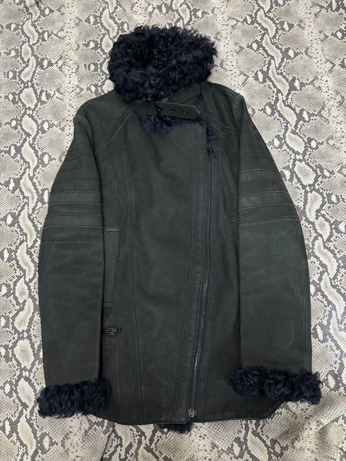 [VOV] Black Sheep Fur Trimming Deep Gree 상품이미지7