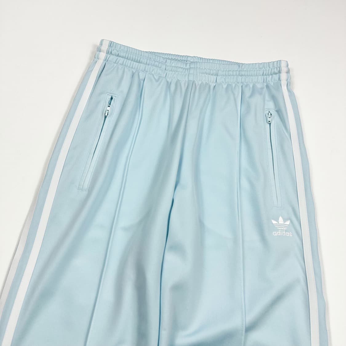 아디다스 파이어버드 하늘색 츄리닝바지 (S 여성추천) 상품이미지4