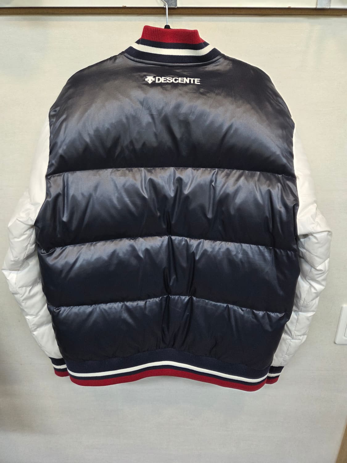 데상트 추신수 스타디움 덕다운 패딩 xl 상품이미지2