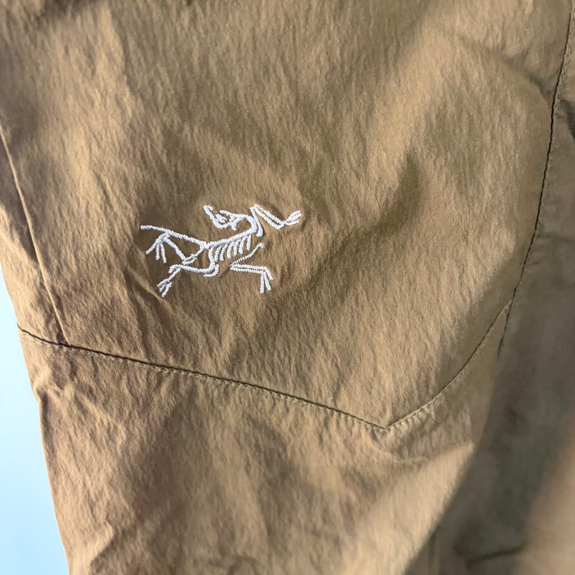 아크테릭스 브라운 바지 상품이미지2