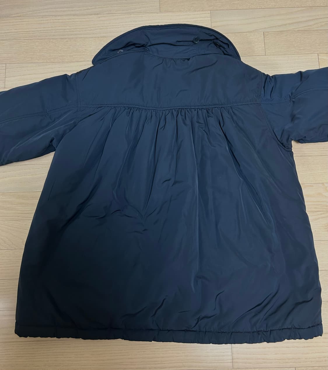 코스모스 칼라 셔링 패딩 네이비 상품이미지3