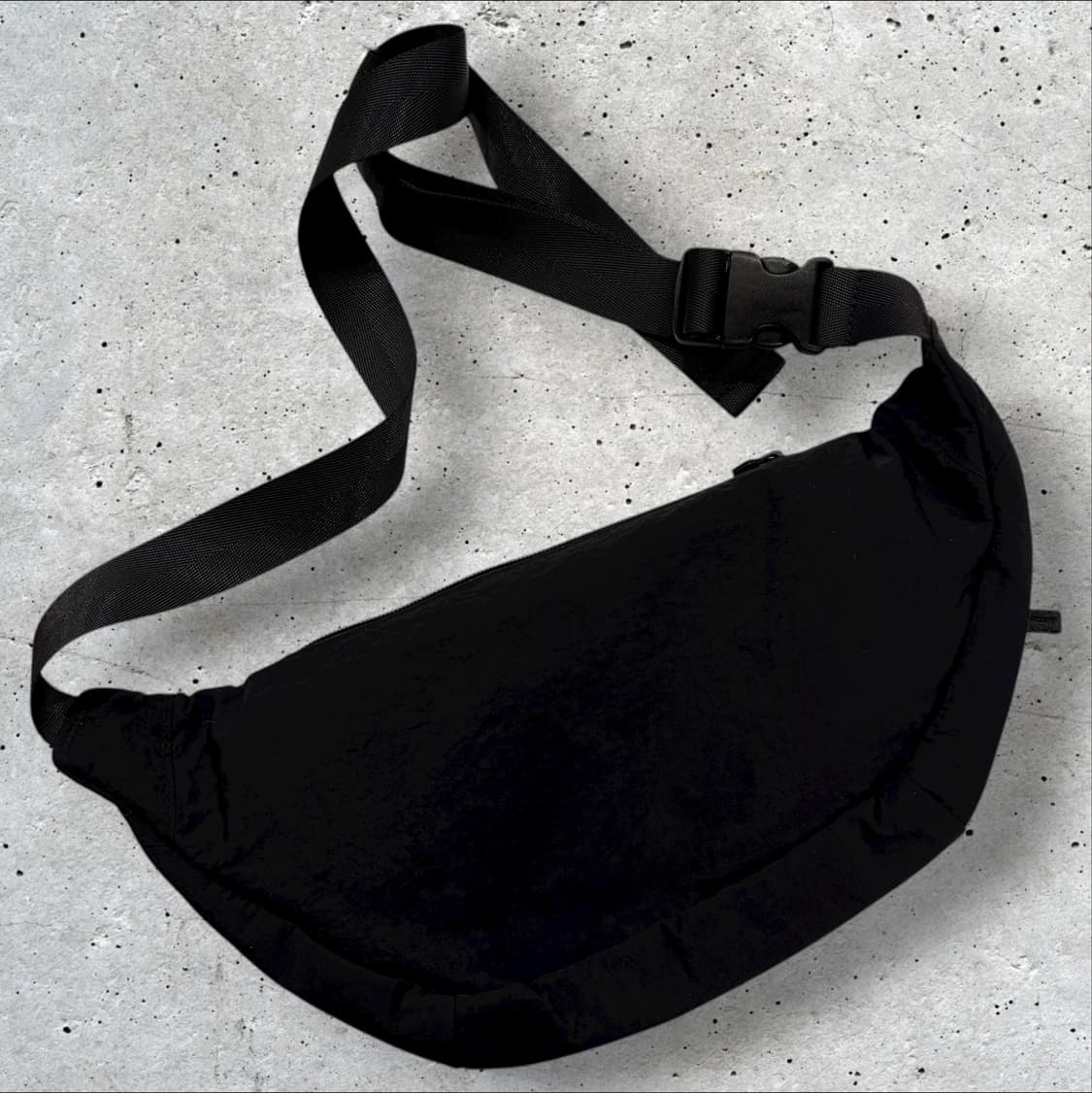 유니클로 블랙 웨이스트백 힙색 상품이미지2