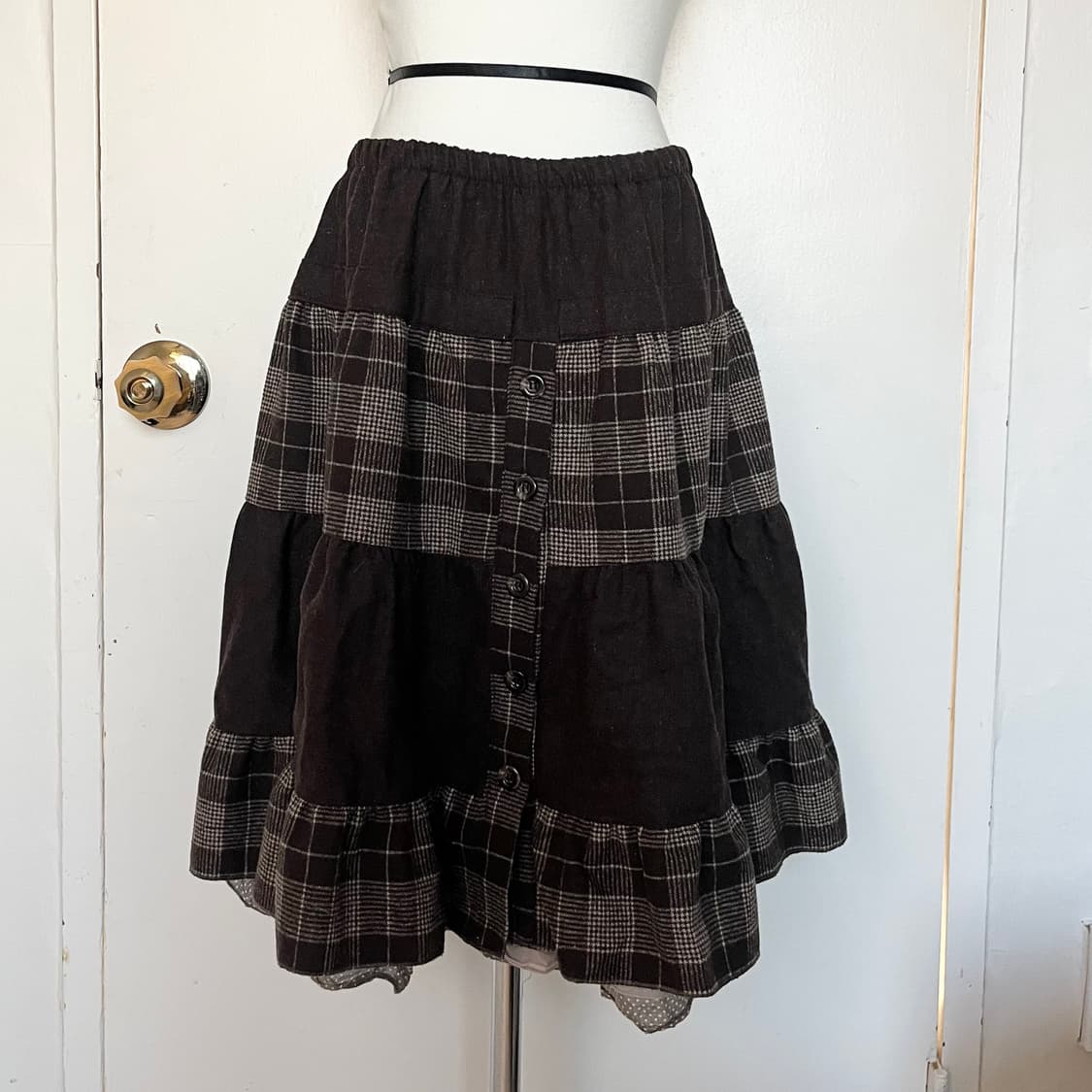 모리걸 체크 패턴 티어드 스커트 상품이미지3