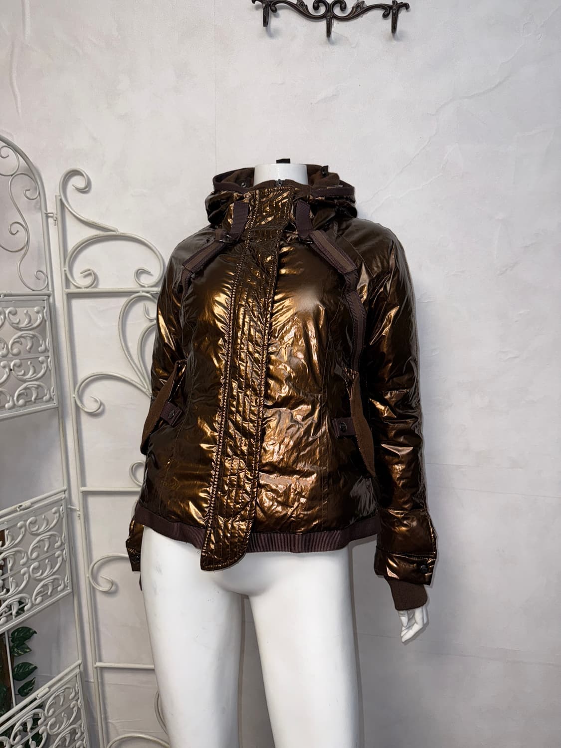 MCM metal brown goose down hood padding  상품이미지5